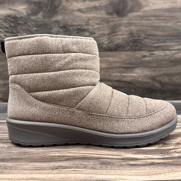 NIB Bzees Glacier 9M Zipper Comfort Lightweight Ankle Boots Booties Taupe - Picture 3 of 14